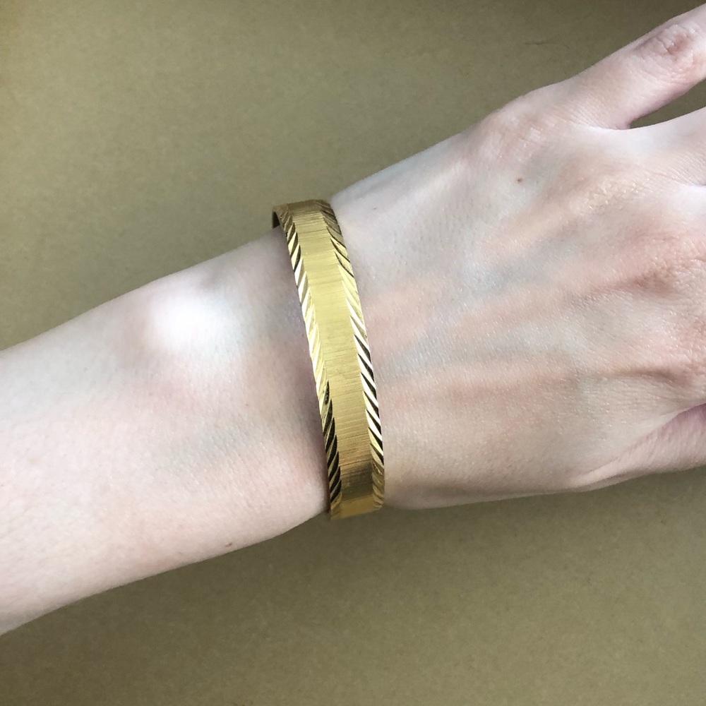 Vintage Monet Goldtone Bangle Bracelet